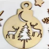 Holz-Weihnachtsbaumkugel – Bild 3